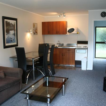 Awatea Park Motel Palmerston North Eksteriør billede