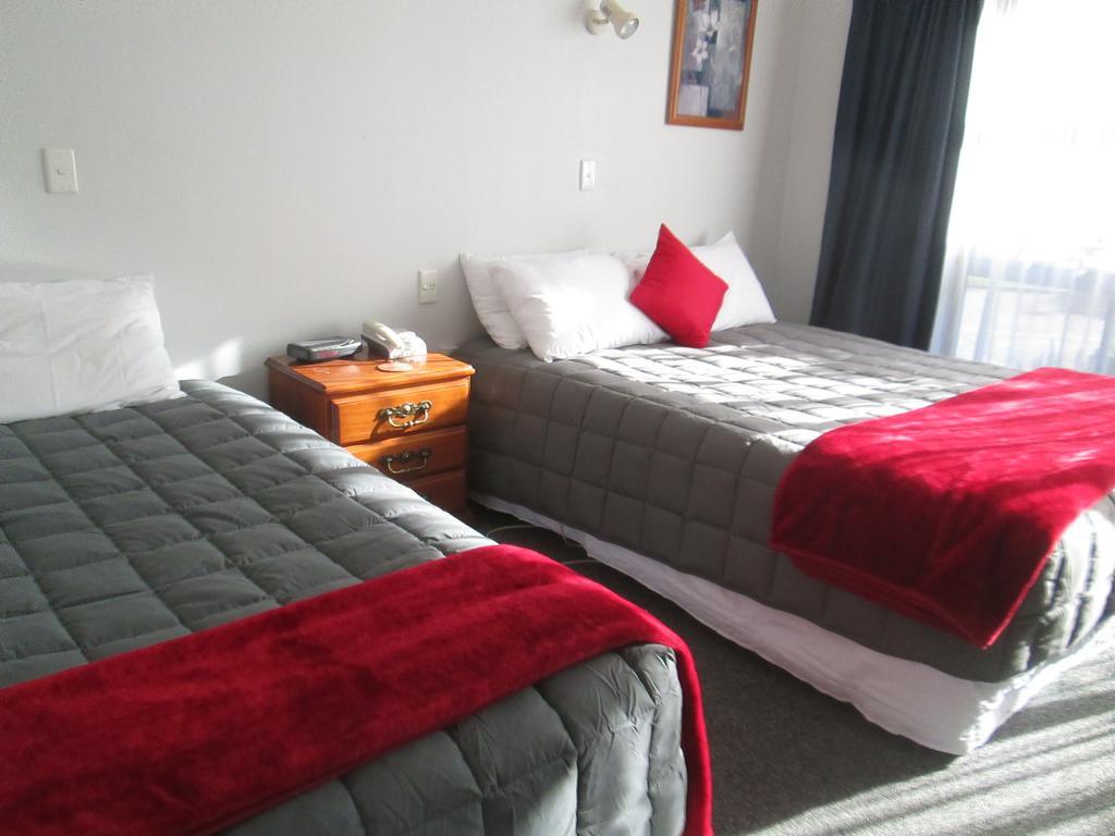 Awatea Park Motel Palmerston North Eksteriør billede